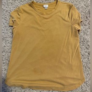 Super soft shirt size small